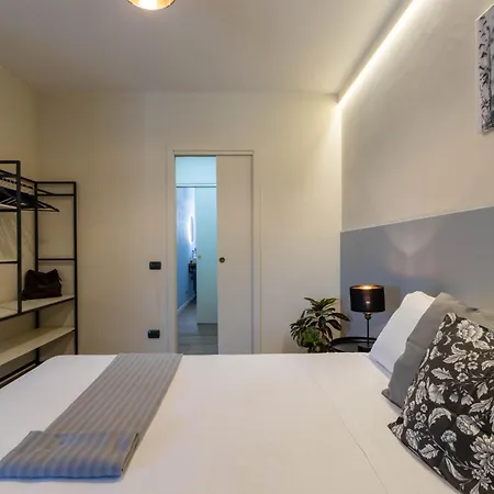, Parking , 500m Train Station, 1km Apartment Calolziocorte